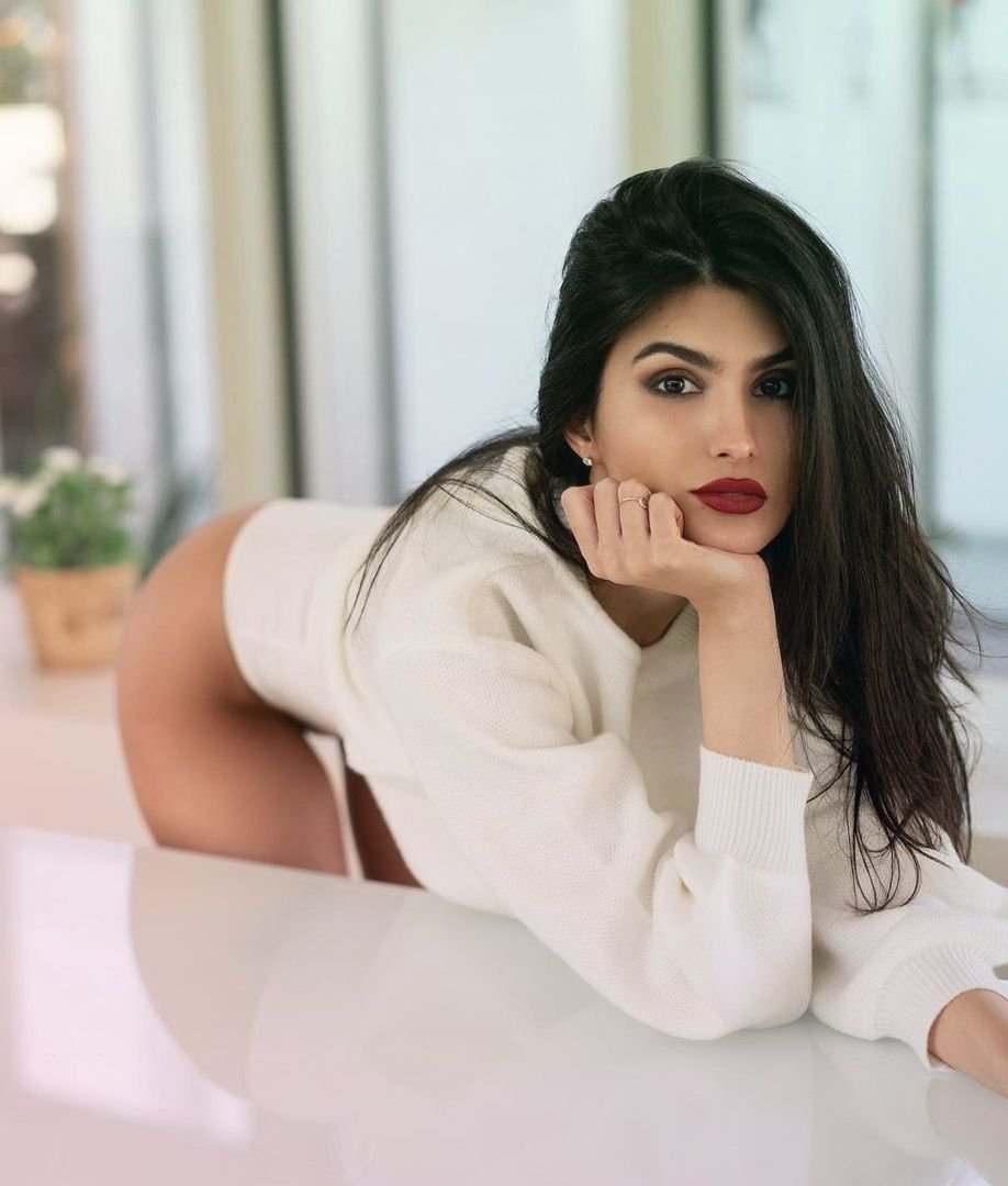 Yael Aris