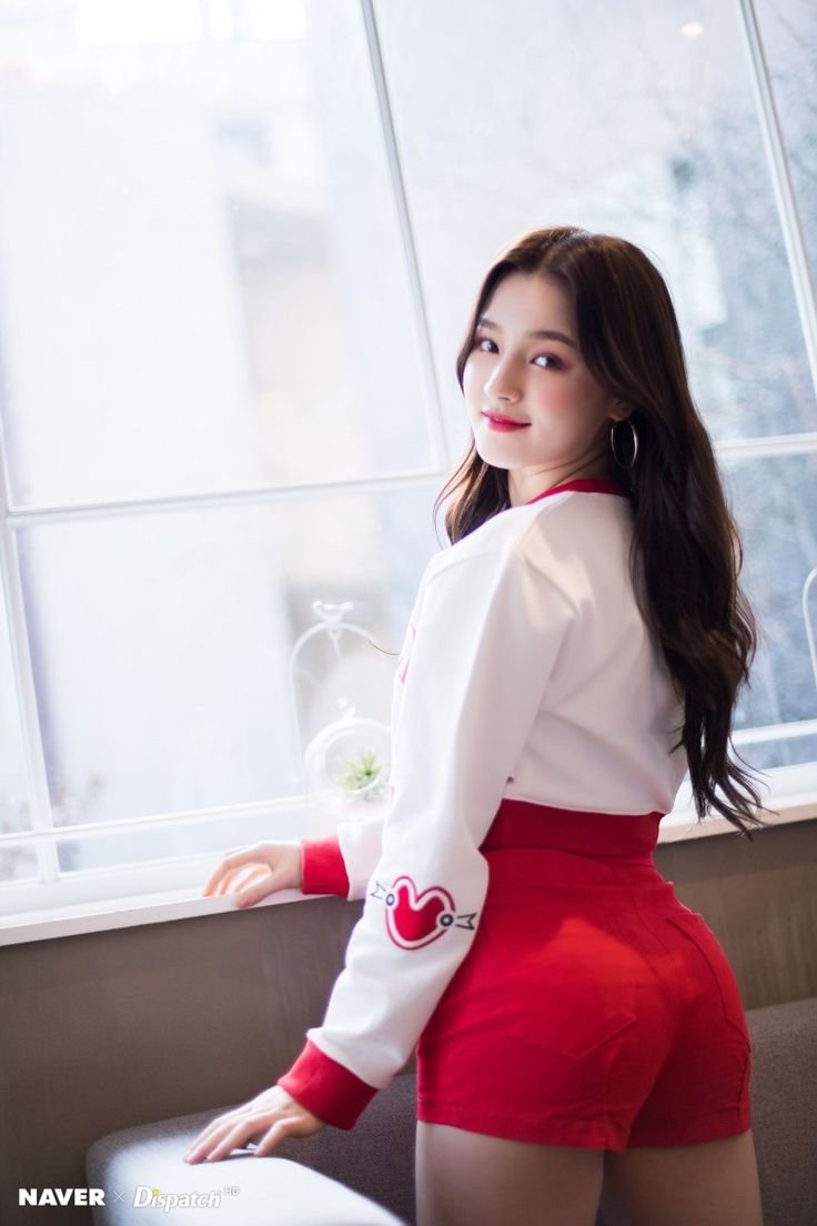 Momoland Nancy in Bikini