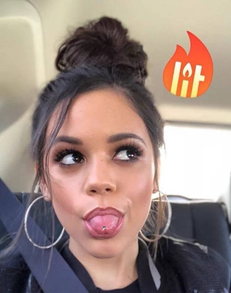 Jenna Ortega hot