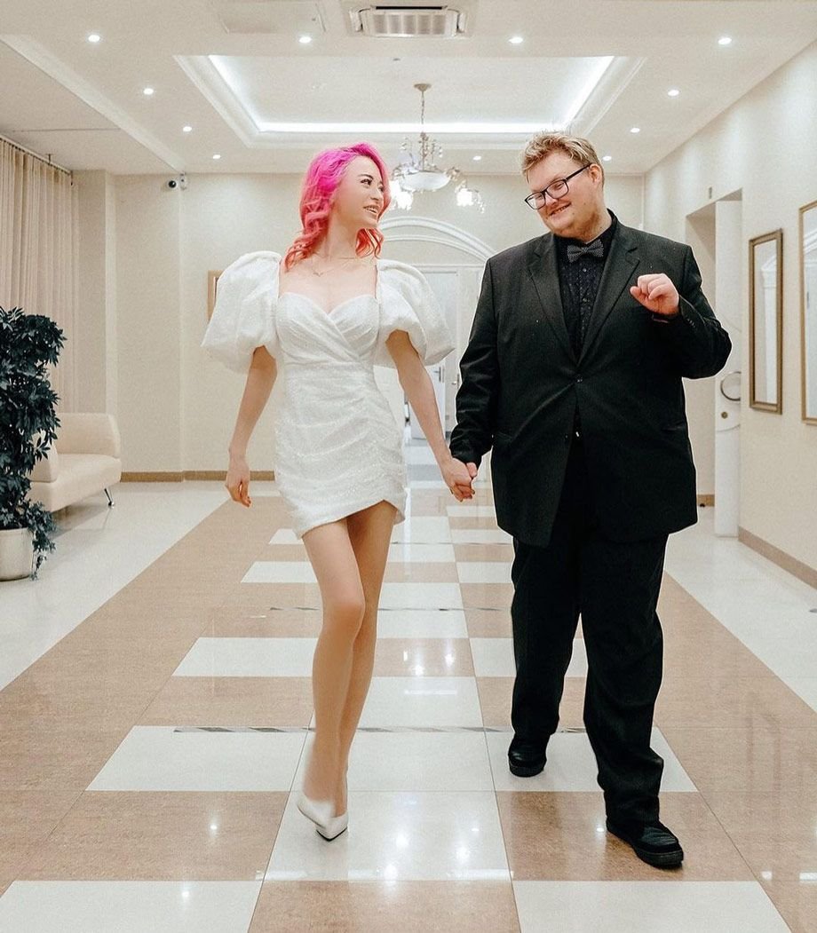 Angelica Yezieva Li Queen