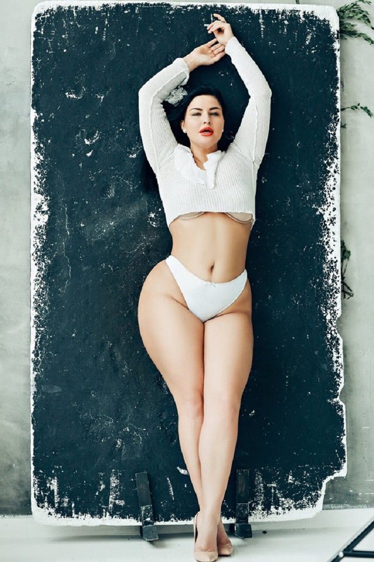 Maria Bulatkina Model Plus Saiz