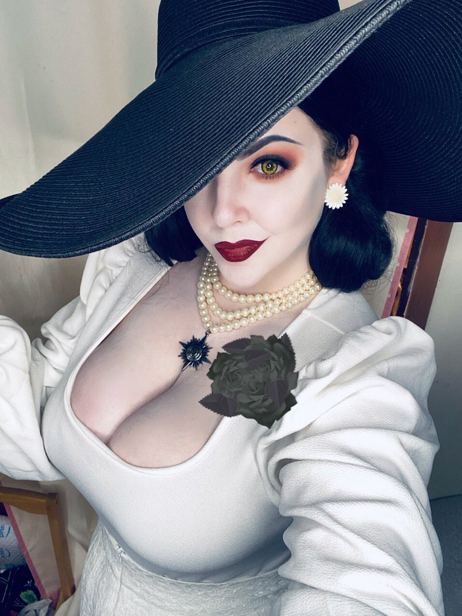 Alsina Dimitrescu Resident Evil