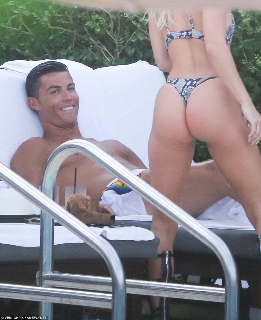 Wife Cristiano Ronaldo in a swimsuit