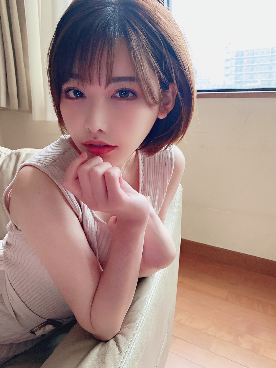 Eimi Fukada Wallpaper