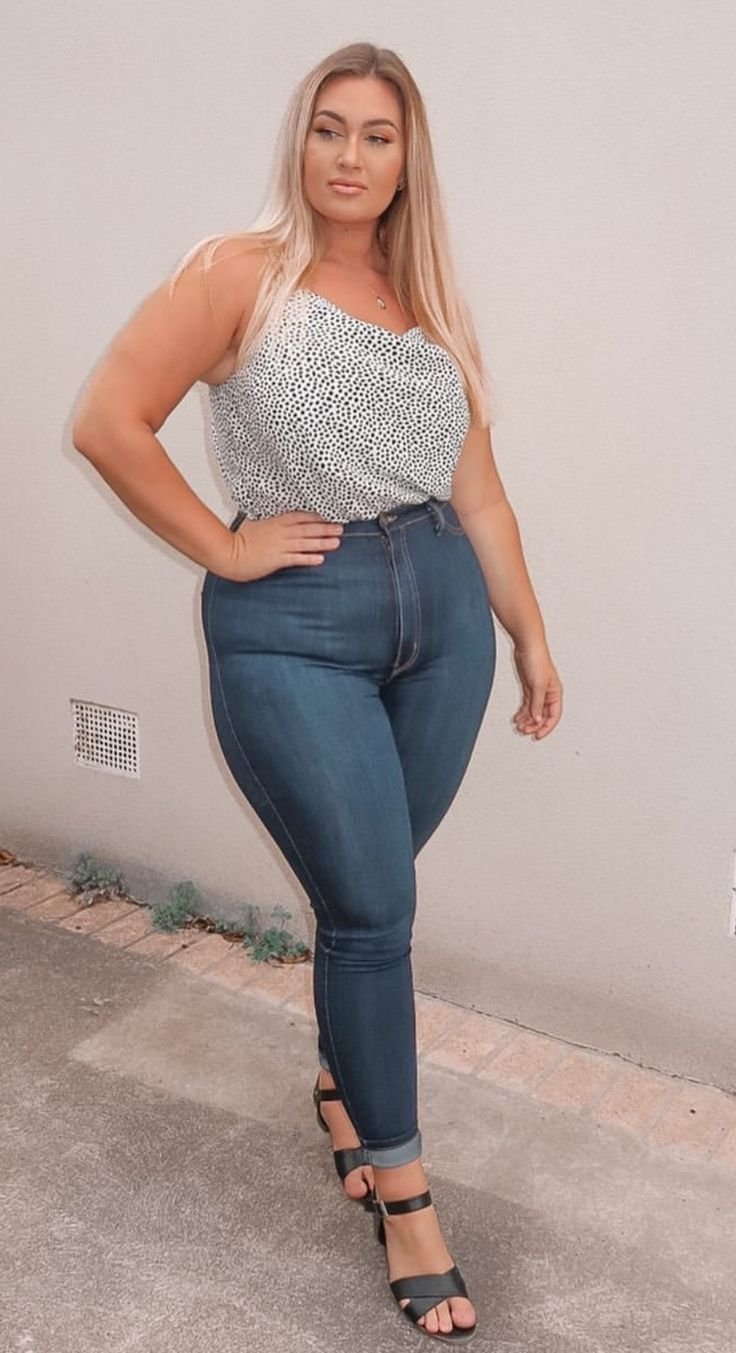 Michaela Reidy Size Plus