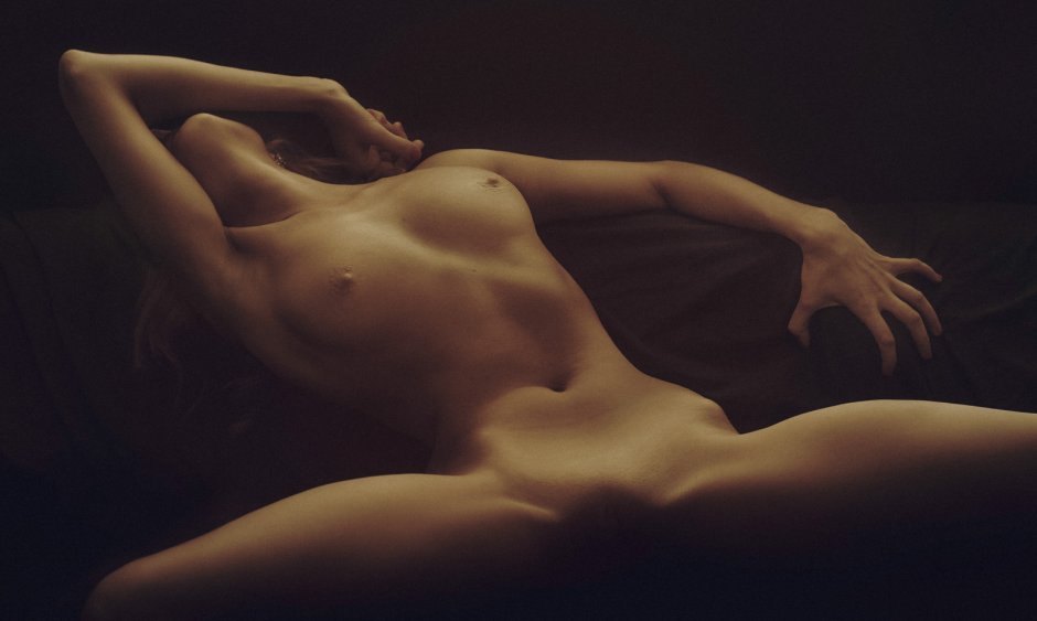 Beautiful naked women