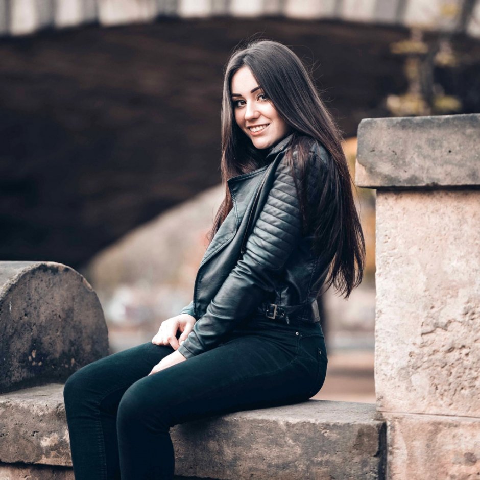 Russian girls brunettes