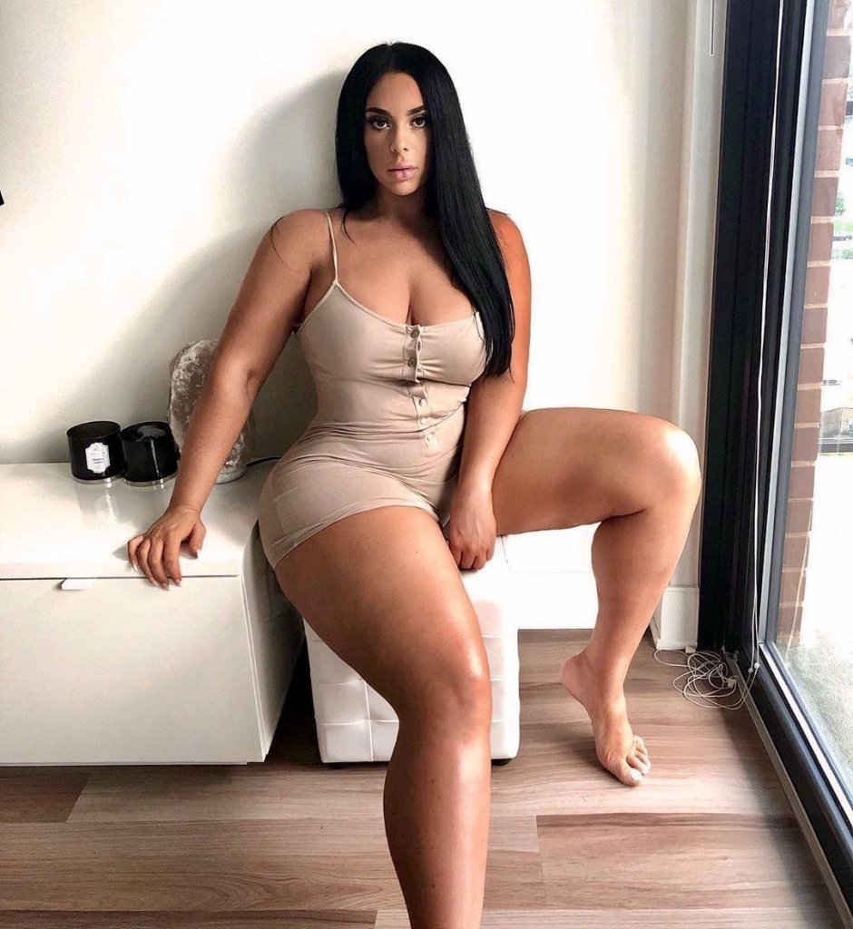 Persephanii Onlyfans Nude Tits Gold Swimsuit