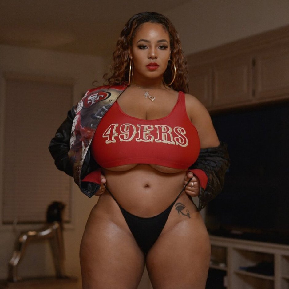 Australian model Stefania Ferrario