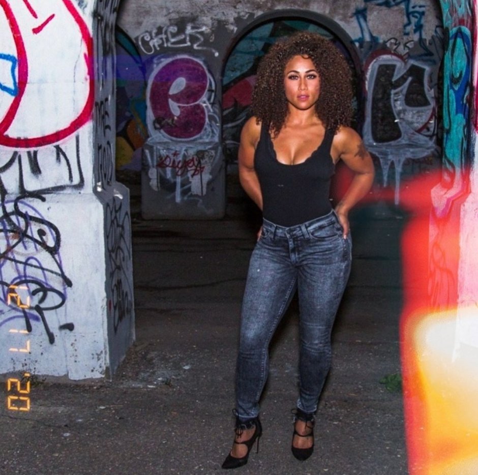 Nicole Hoopz Alexander
