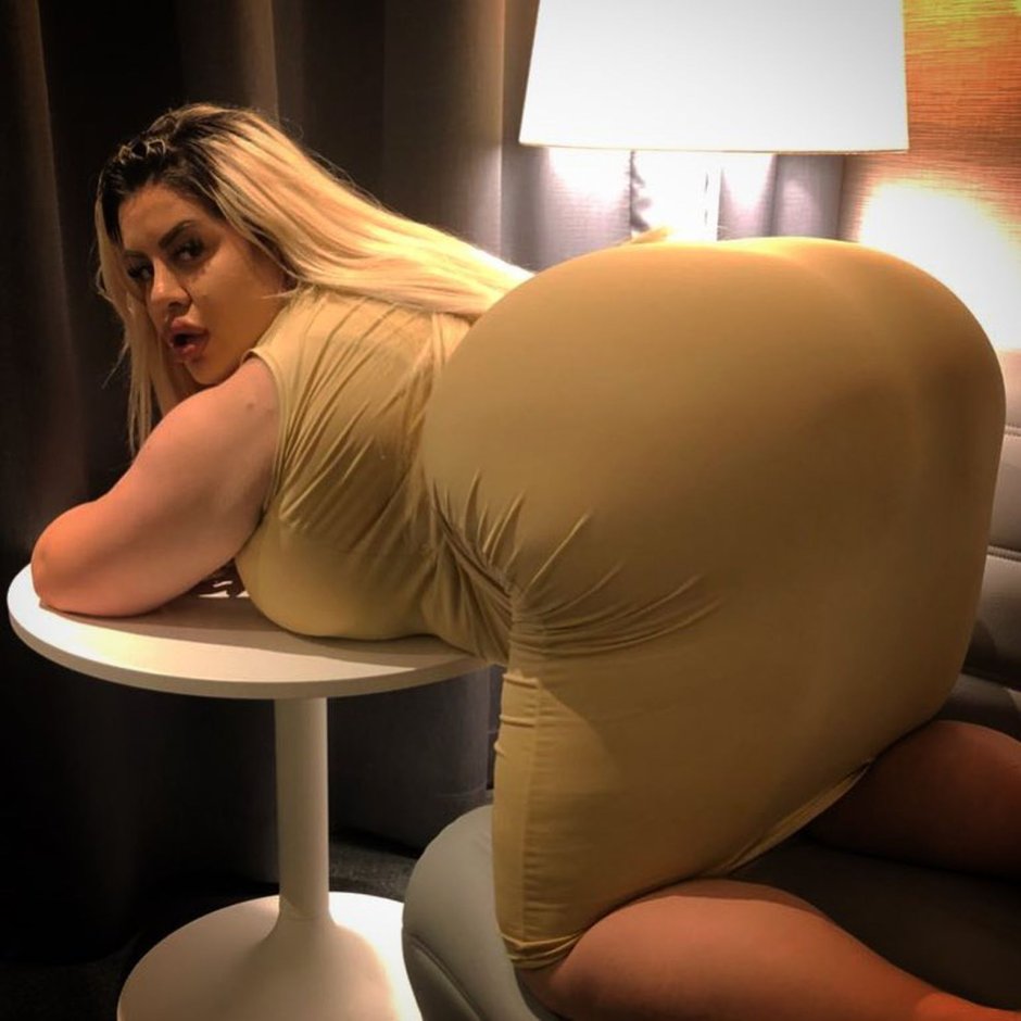 Naked Natasha Krown dancing Twskok