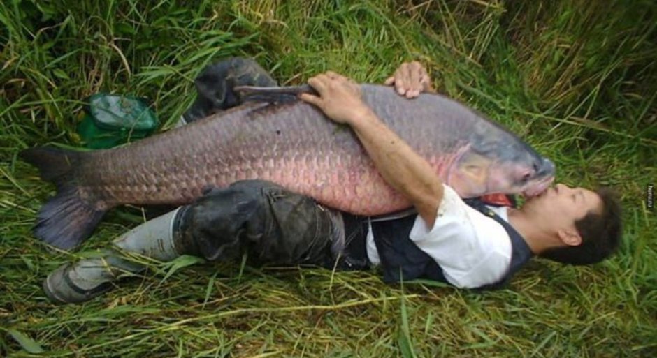 Naked Till Lindemann fishing