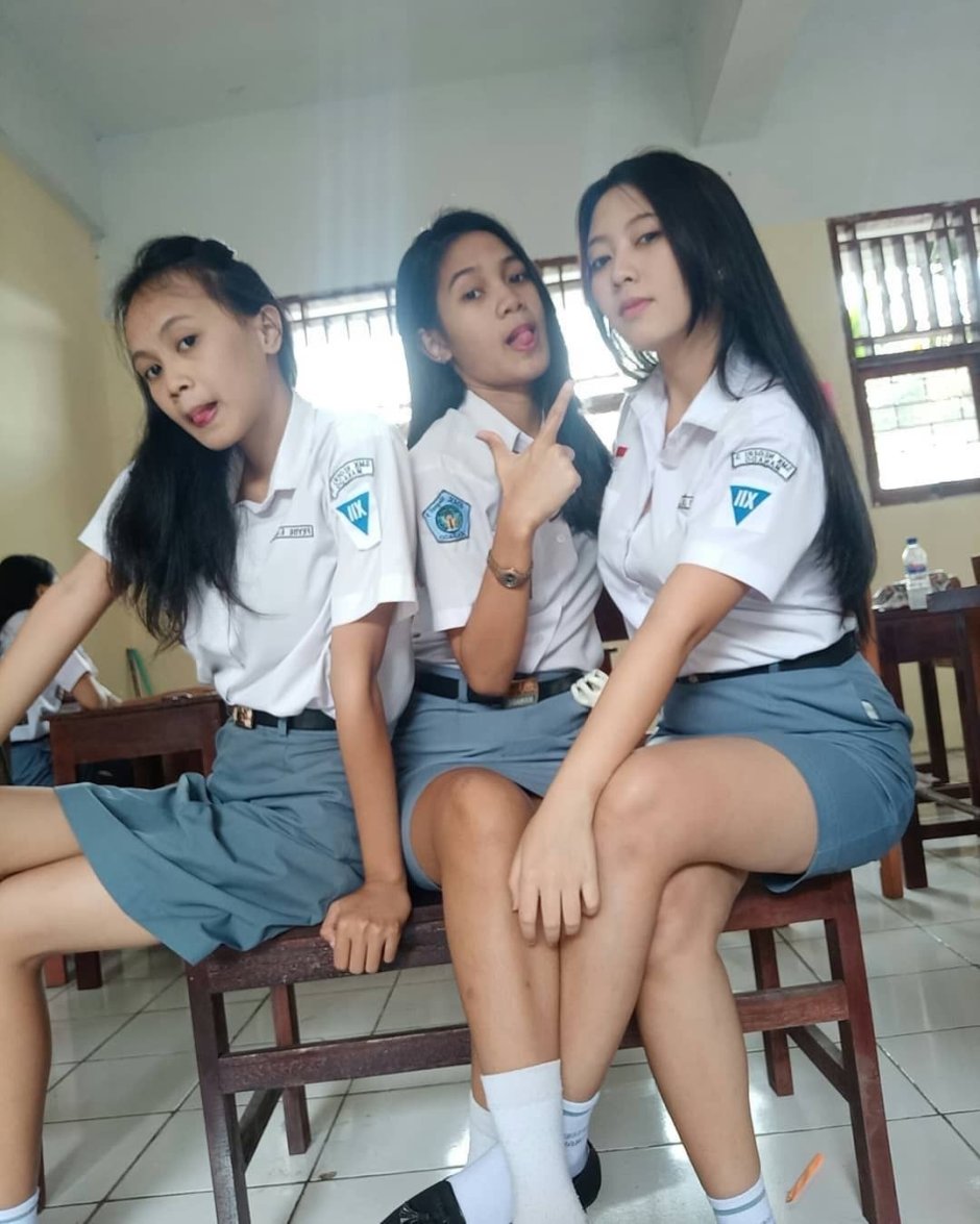 Fucking Filipina School Girls after Class
