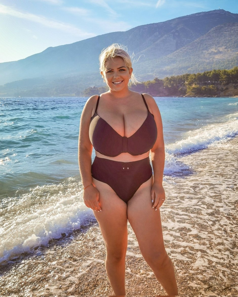 Nina Phonix