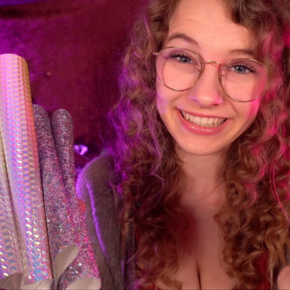 Rachel from Life from Strandge