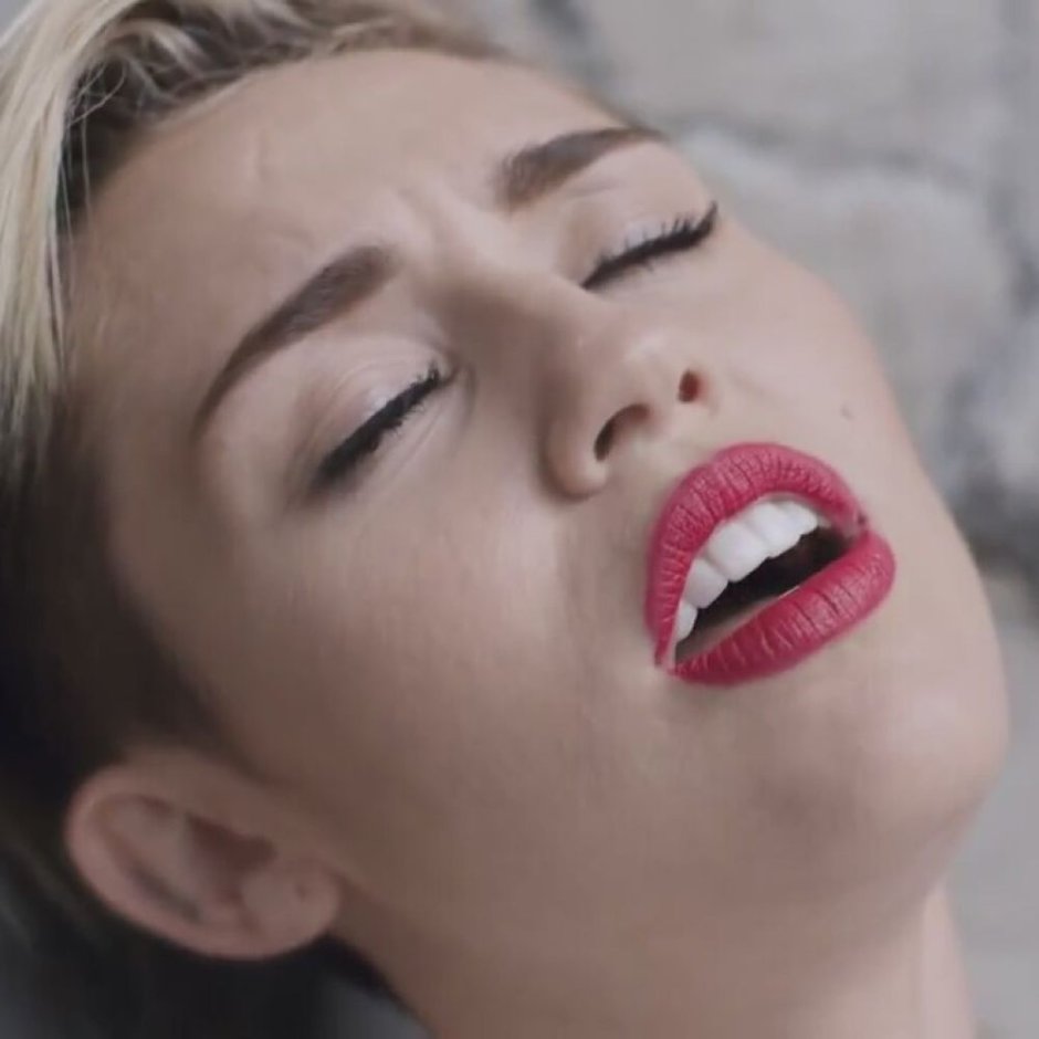 Miley Cyrus 23 clip