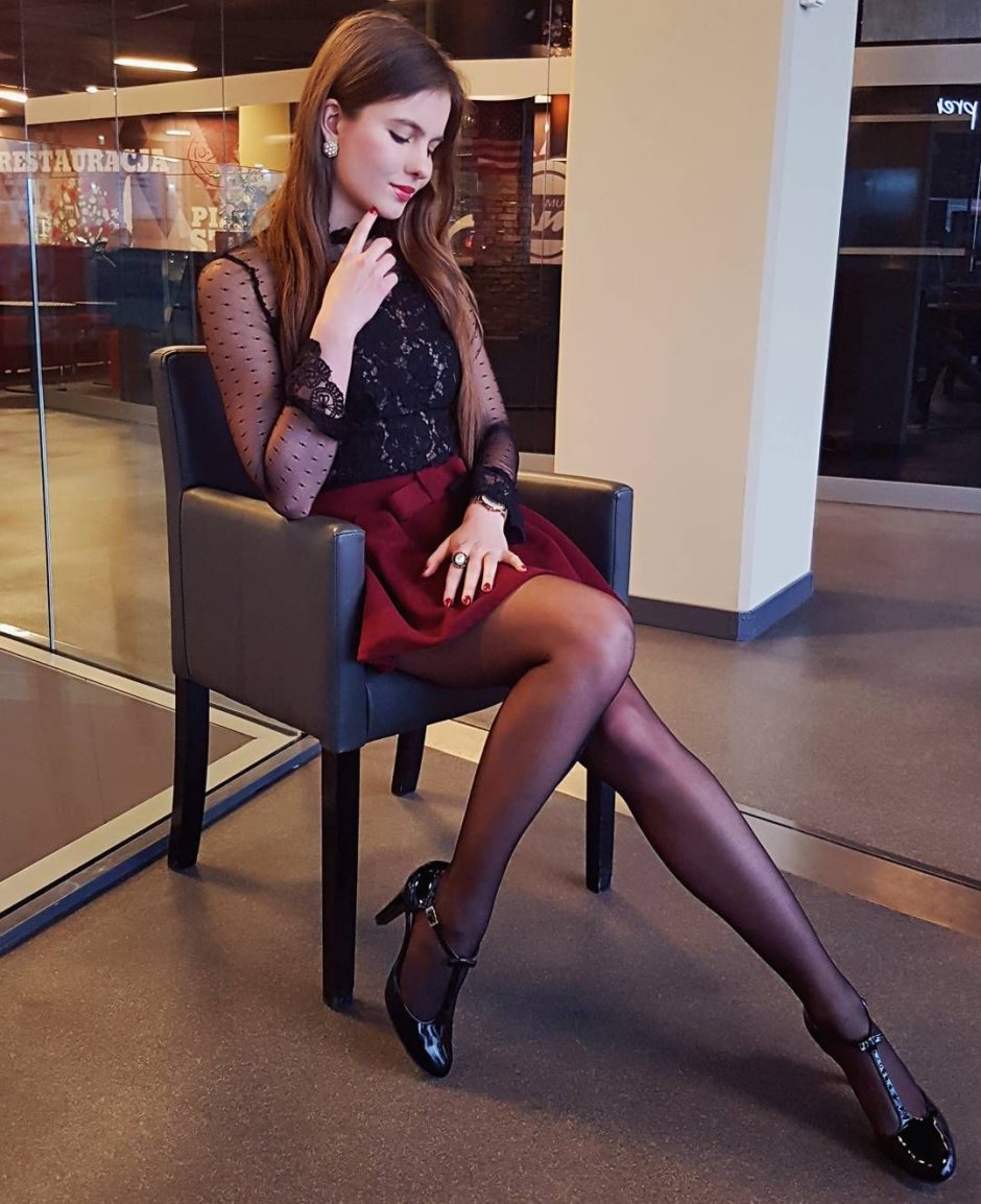 Ariadne Maevskaya in latex
