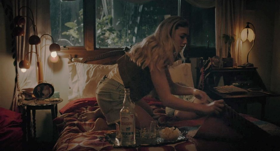 Peyton sheet bed scene