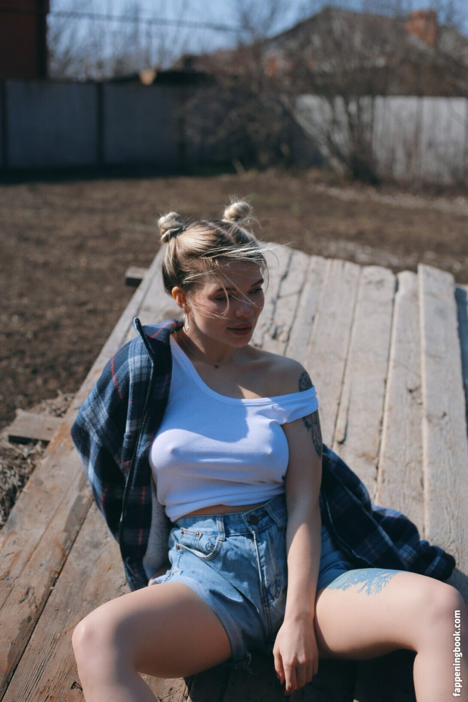 Polina Sorabi Smirnova drain