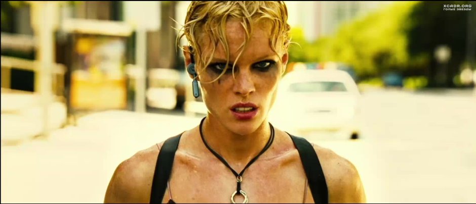 Actress Kate Nauta in an excerpt at a depth of 9 miles