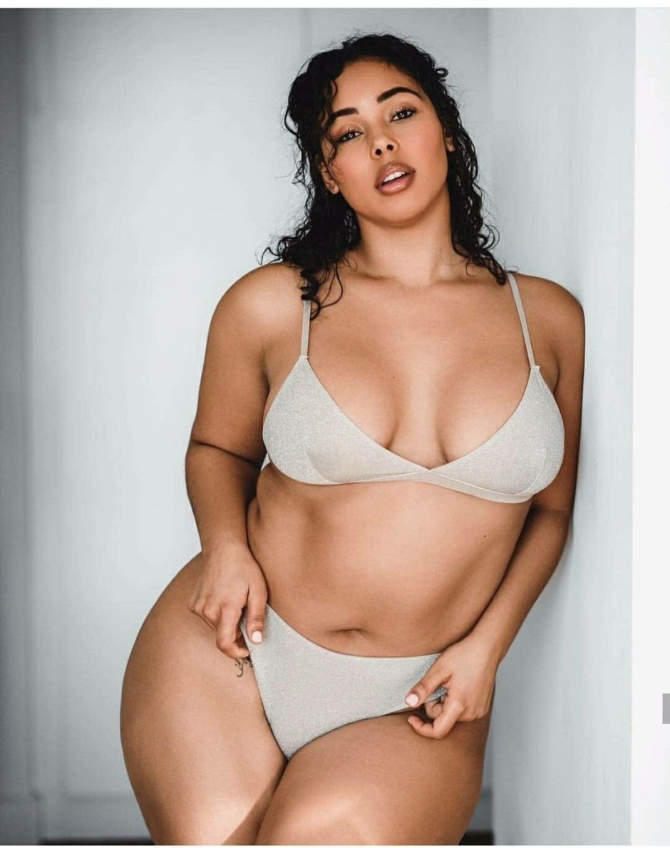 The original madz curvy model - 75 photo