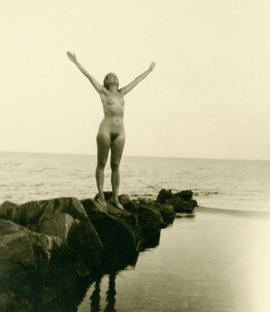 Natural nudity on the beaches of the GDR
