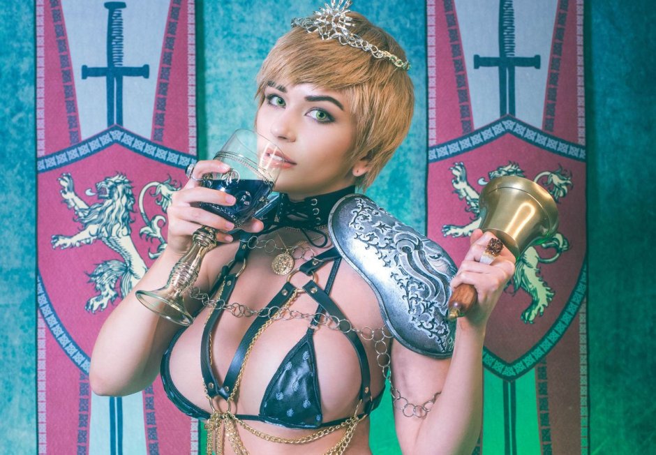 @Fallcosplay Nicole