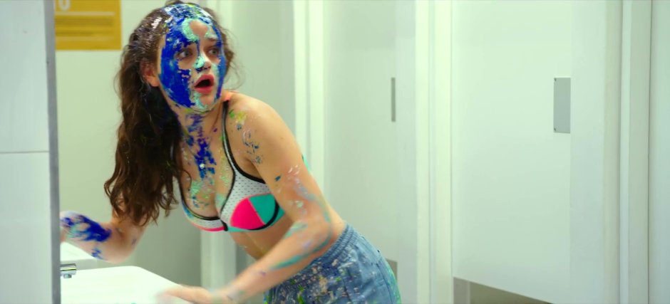 Laura Wiggins shameless naked