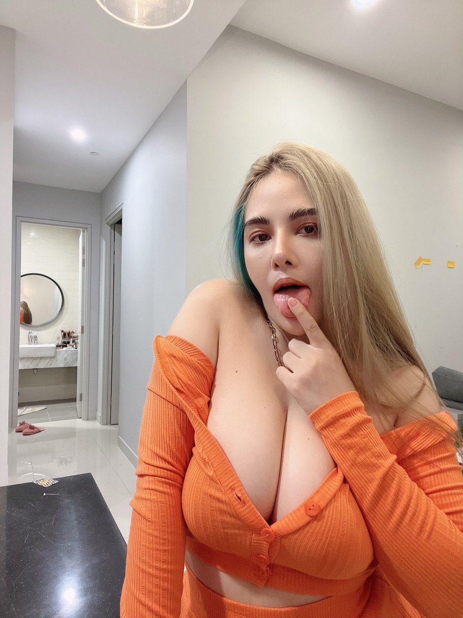 Angelina ⊰ kittyklaw ⊱ lin