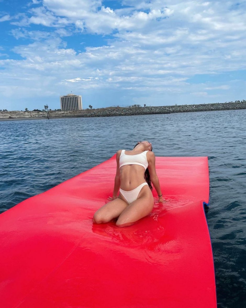 Mackenzie Davis Hot Bikini