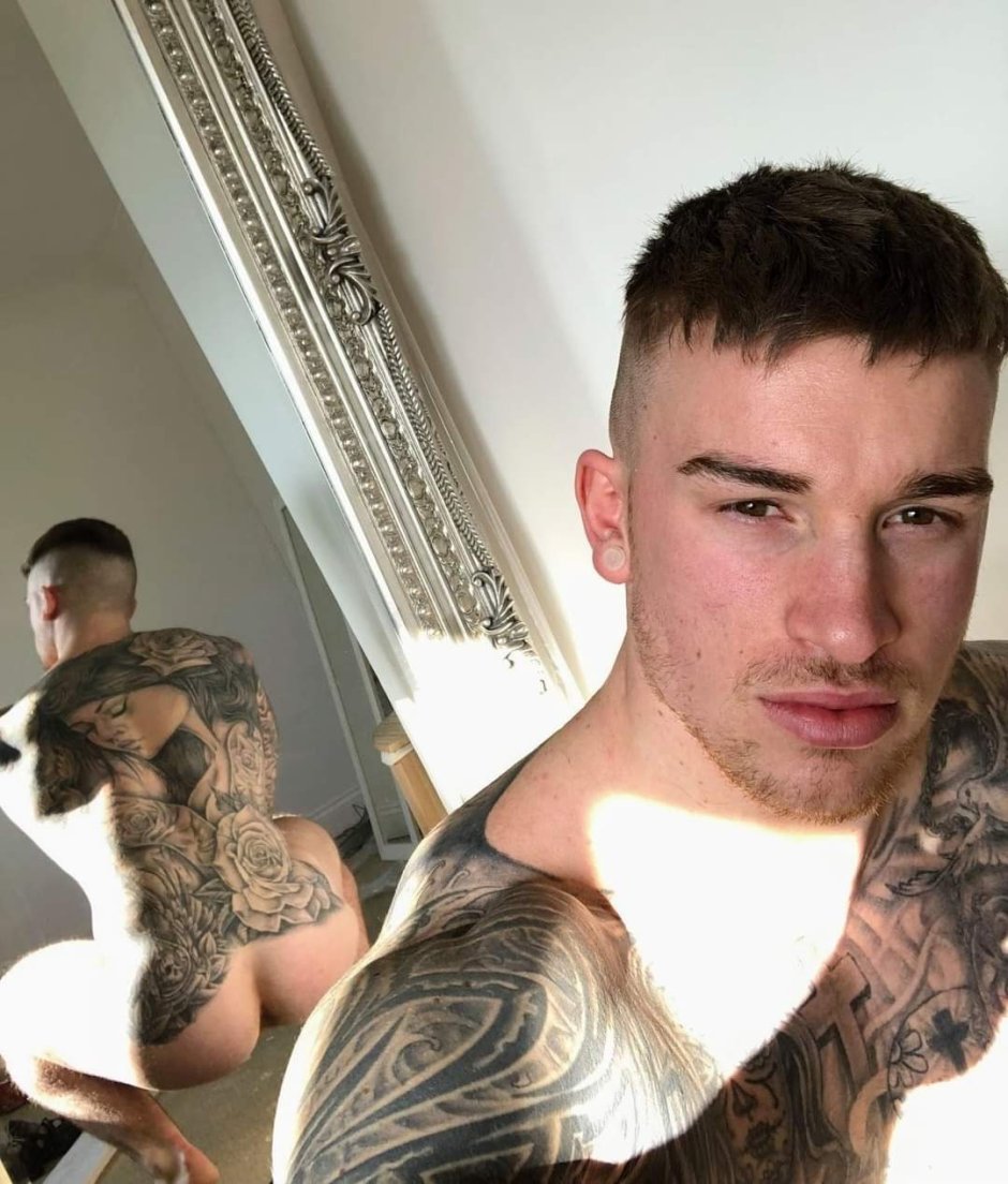 Chris Hatton Naked Masturbation