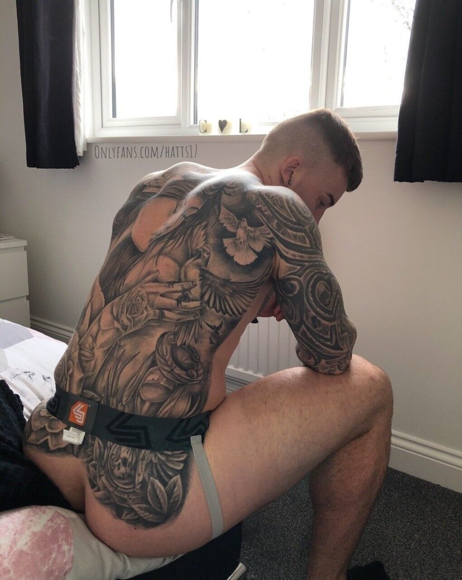 Chris Hatton Naked cock