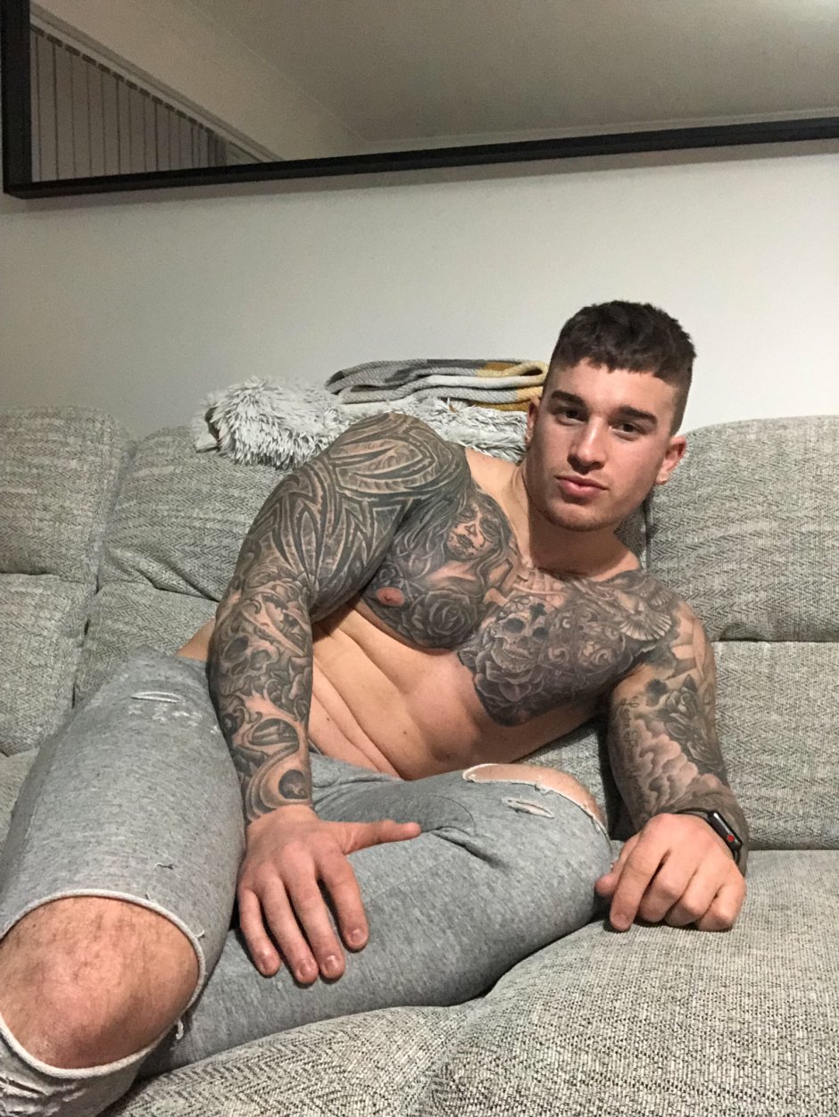 Chris Hatton Bubble Butt