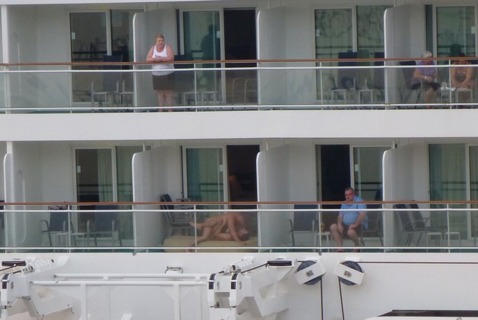 Girl naked on the balcony