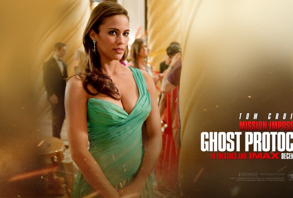 Paula Patton is hot