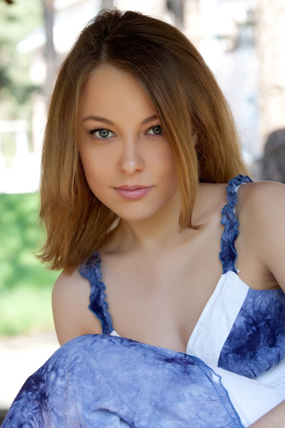 Nikia Olivia
