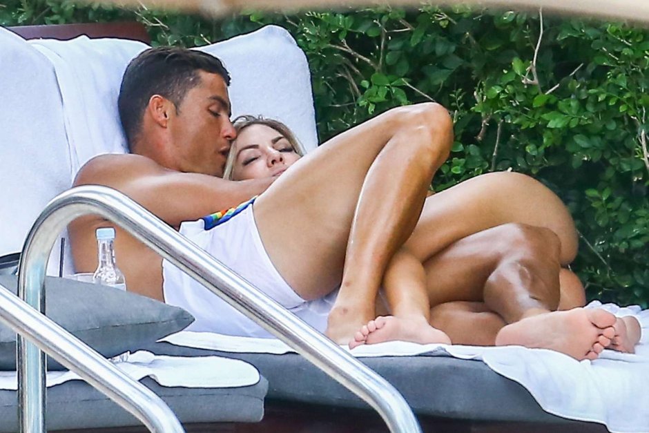 Holly Halston XXX Anal