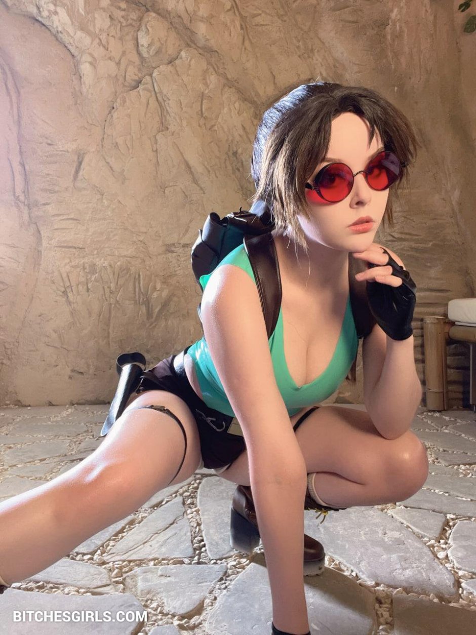 Cosplay Lara Croft 18