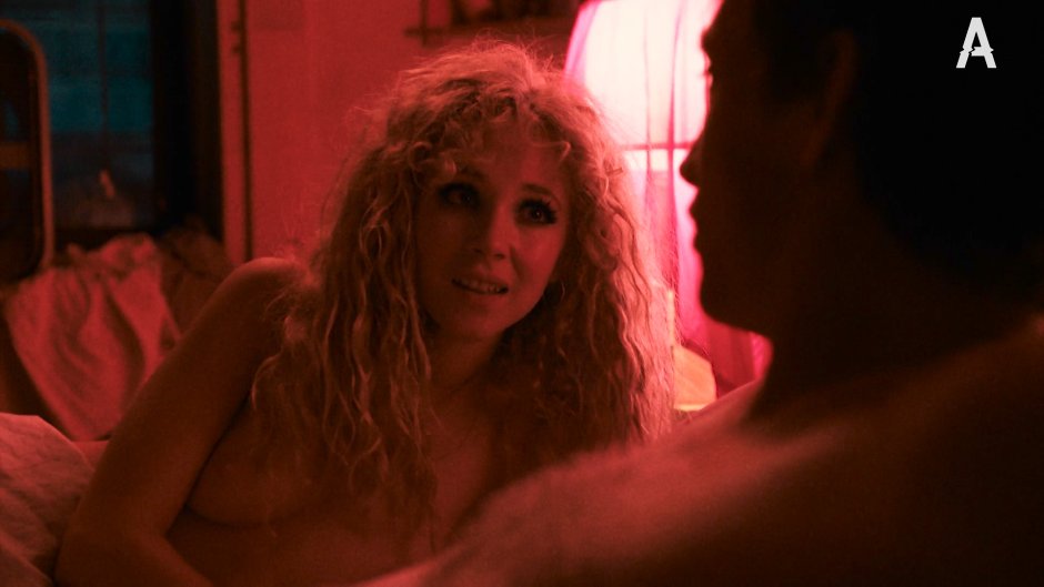 Juno Temple Erotic scenes