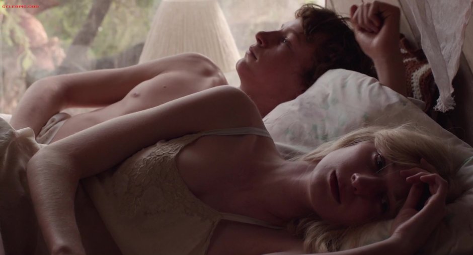 Elizabeth moron boobs