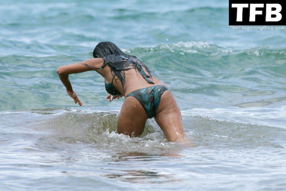 Nicole Sherzinger in the skin