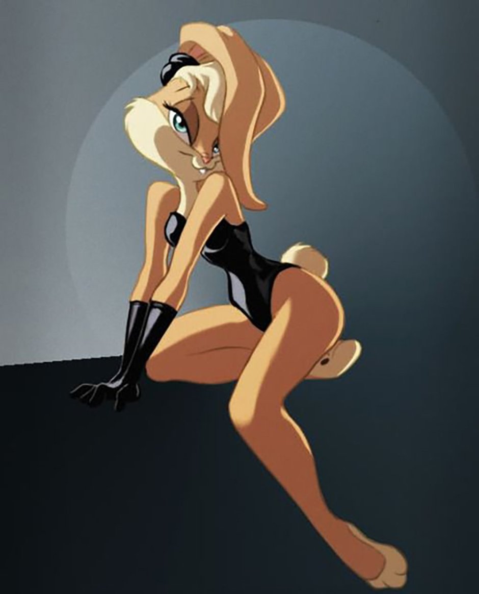 Lola Banny in a black dress