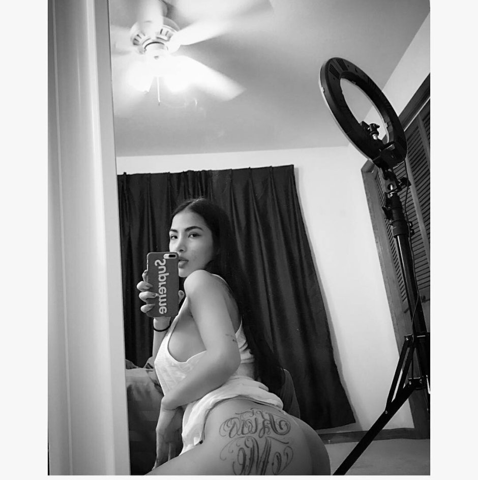 Erotic massage salon shooting hidden camera
