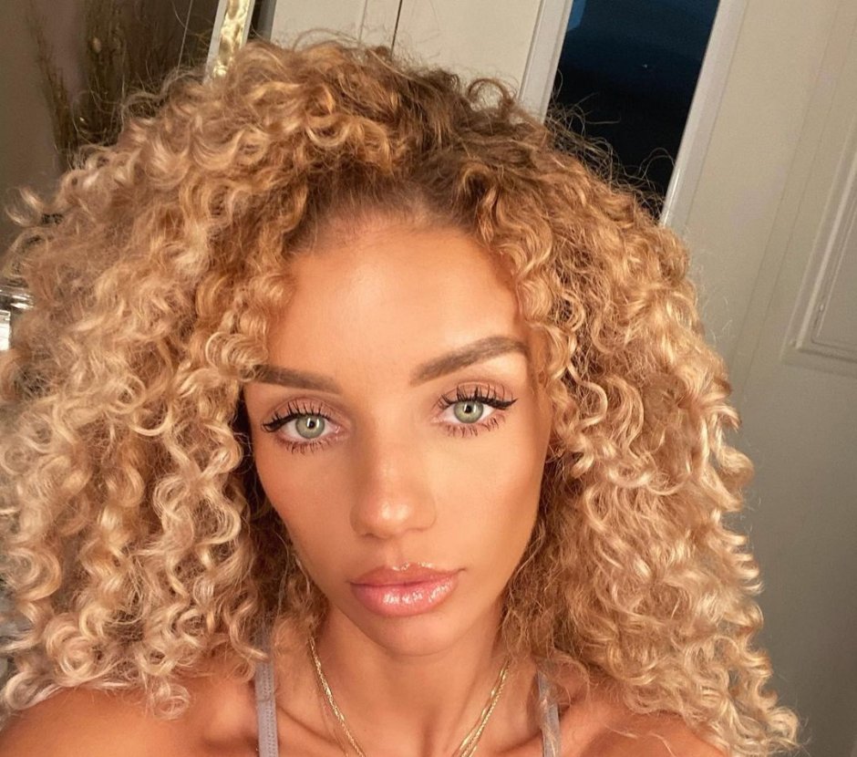 Jen Charlou