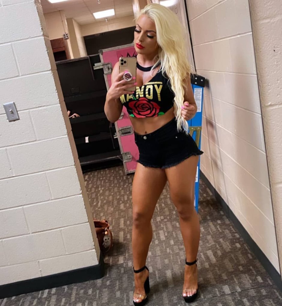 Mandy Rose Thight