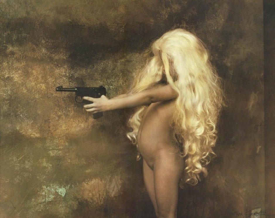 Spermula 1976, Eve Ionesko Naked