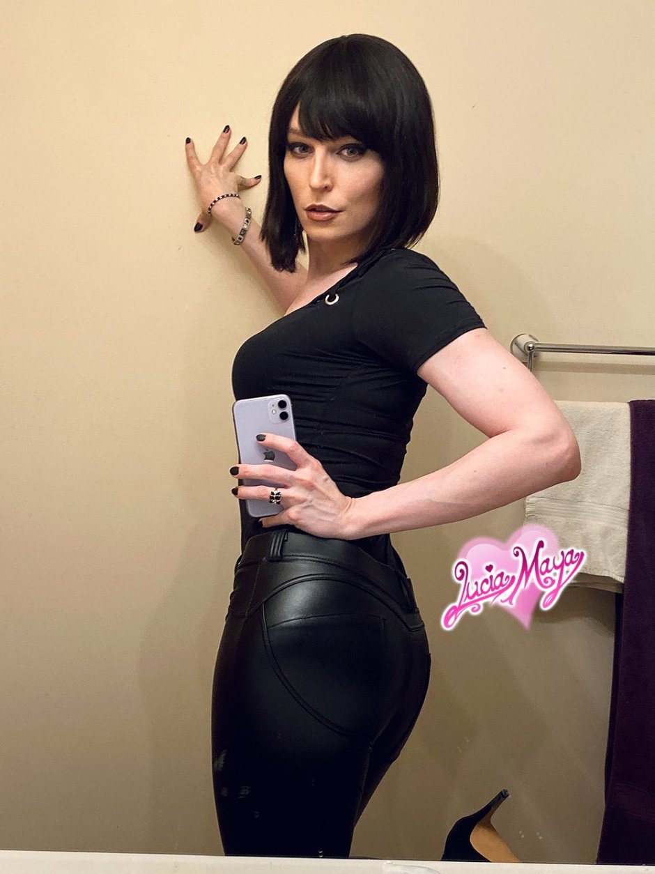 Lucia Maya TS