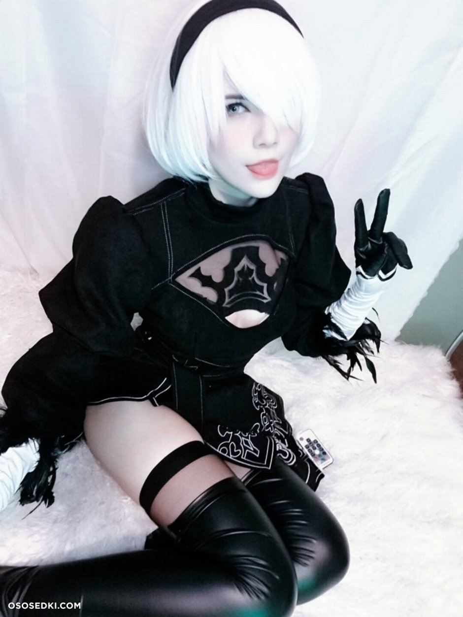 MEGGII PATREON Photos