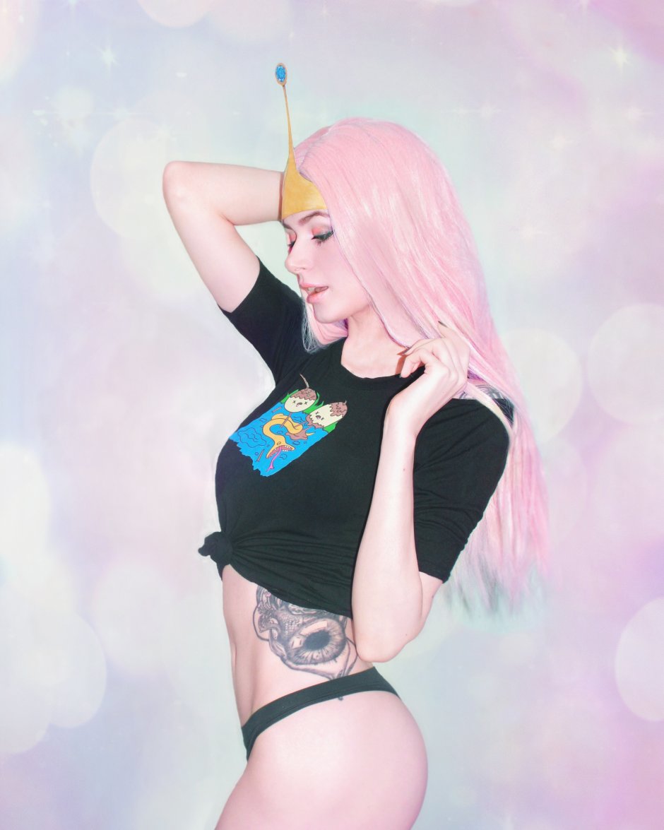 Tanya Bayer Cos