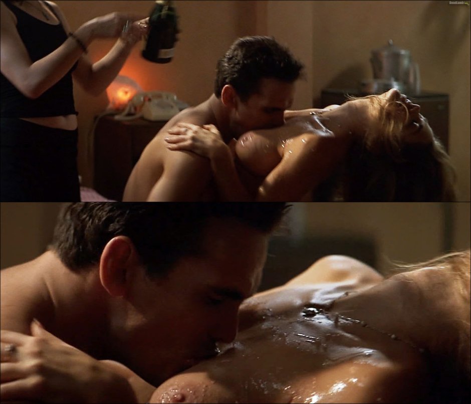 Denise Richards Star Troops Naked